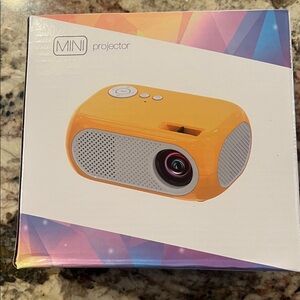 Mini Projector - Yellow